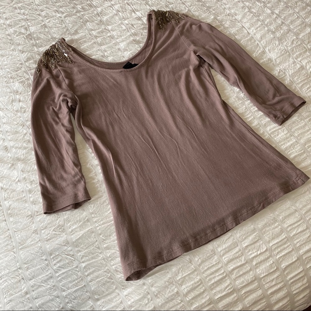 Unique beaded top - Picture 4 of 4